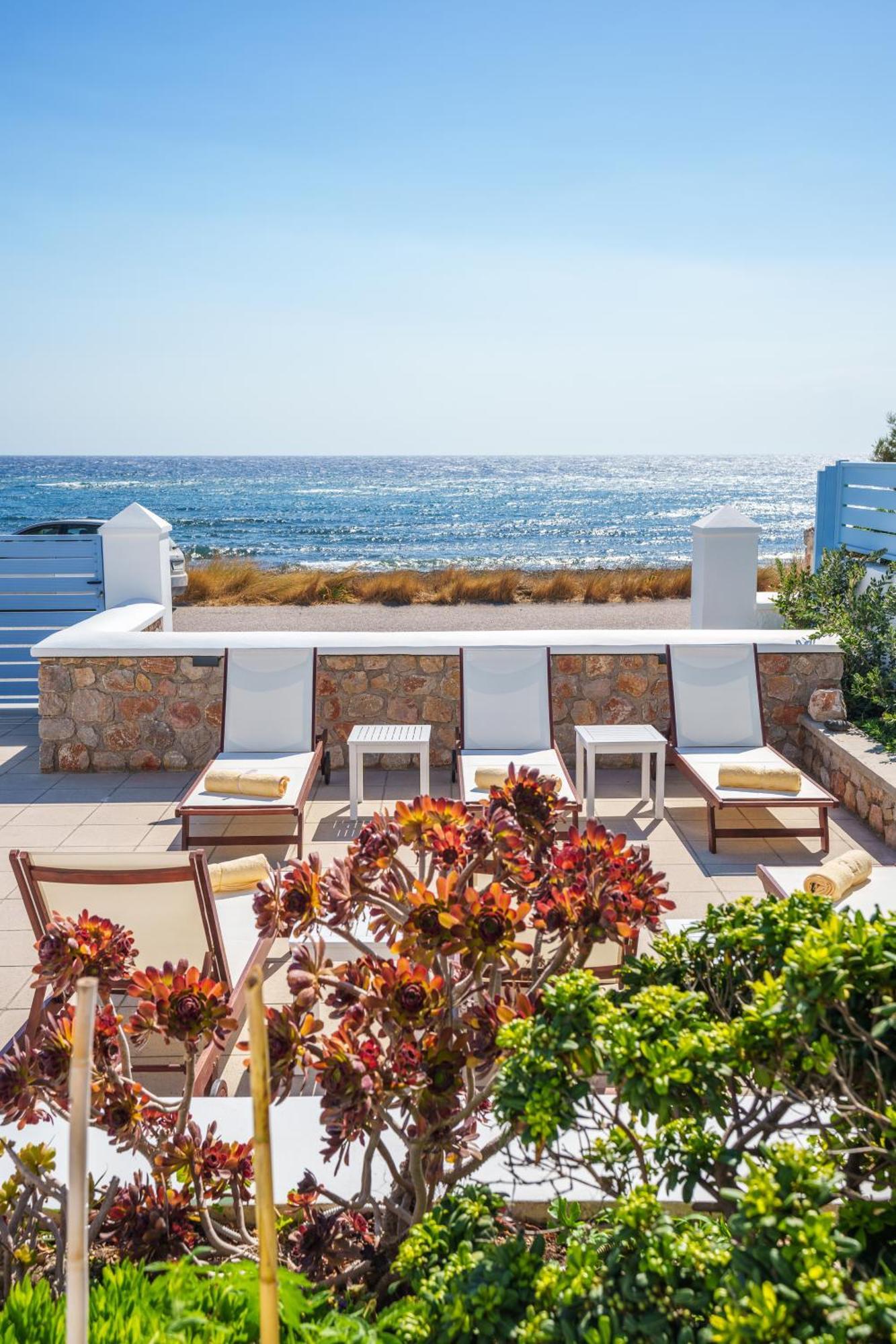 Blue Eyes Beach Villas Monolithos Exterior foto